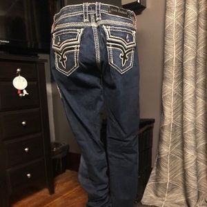 Rock revival straight leg jean